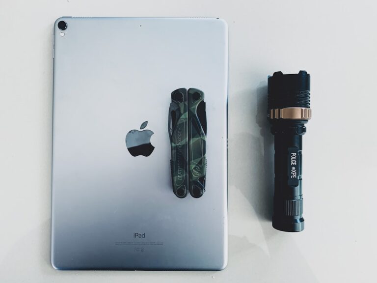 Enhance Your Lifestyle with Cutting-Edge Tech Gadgets Online